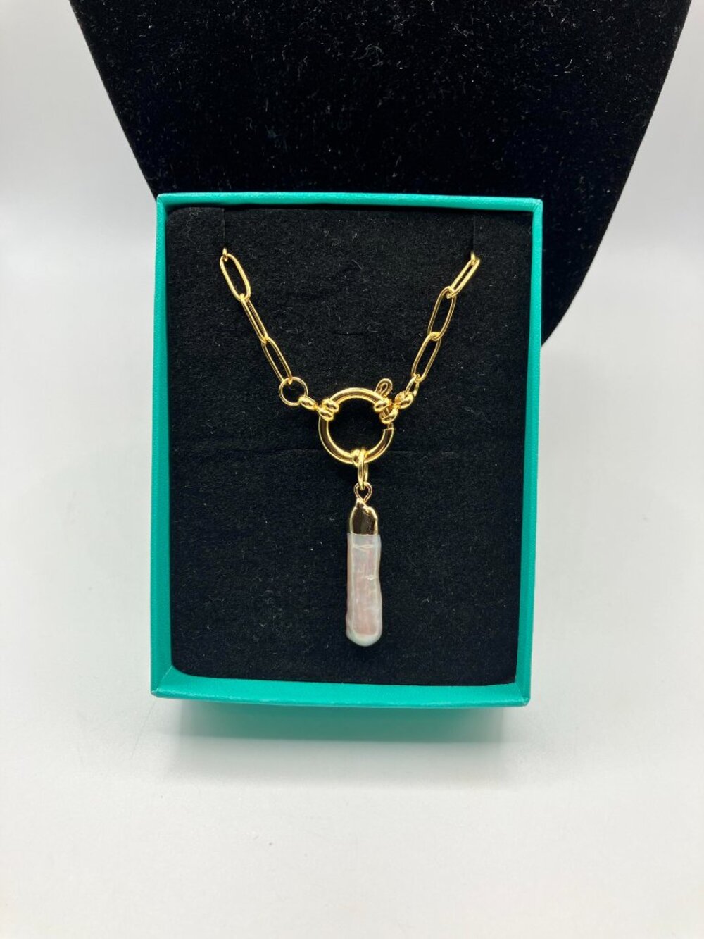 Baroque Genuine Pearl 18k gold Plated Stainless-Steel Paperclip Chain NEW in Box